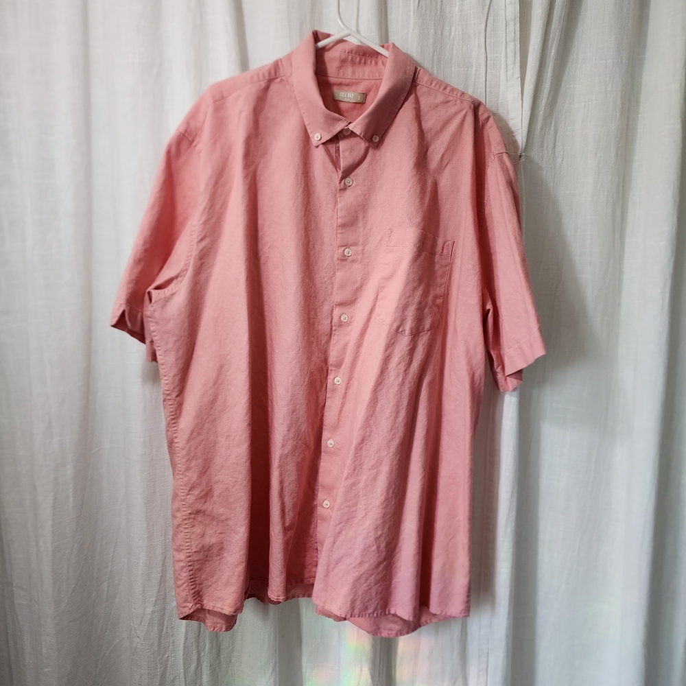 Casual Men's Pink Button-Down Shirt